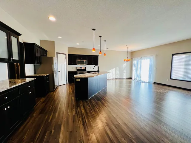 $345,000 | 2560 County Rd H2, Mounds View, MN 55112