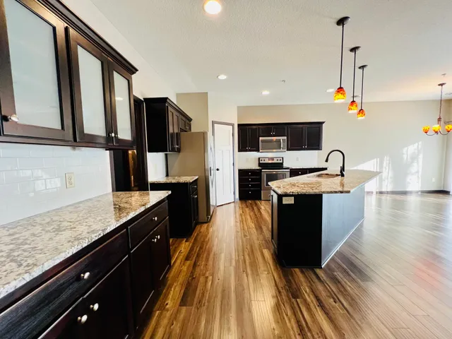 $345,000 | 2560 County Rd H2, Mounds View, MN 55112