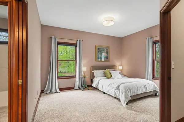 $699,900 | 5776 Creekridge Drive, Middleville, MI 49333