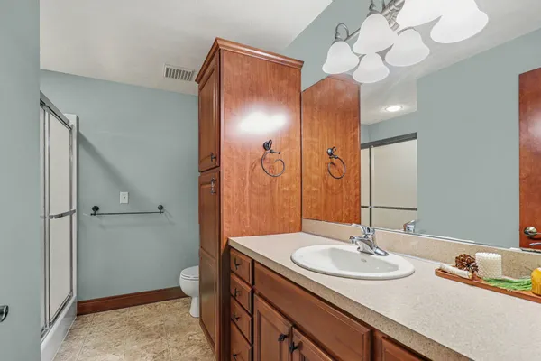 $699,900 | 5776 Creekridge Drive, Middleville, MI 49333