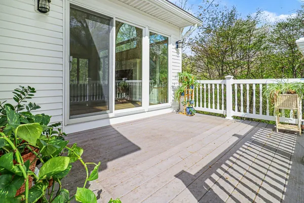 $699,900 | 5776 Creekridge Drive, Middleville, MI 49333