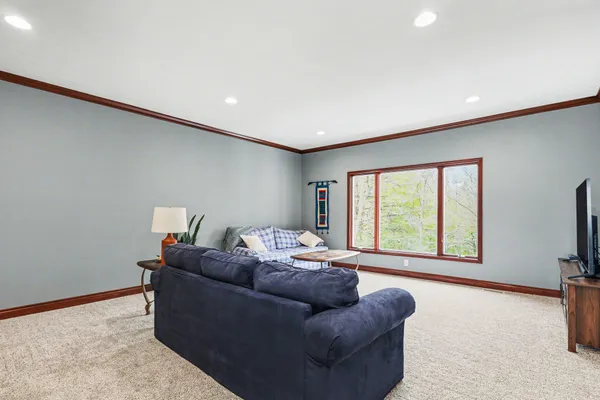$699,900 | 5776 Creekridge Drive, Middleville, MI 49333