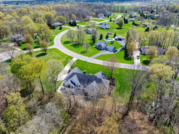 $699,900 | 5776 Creekridge Drive, Middleville, MI 49333