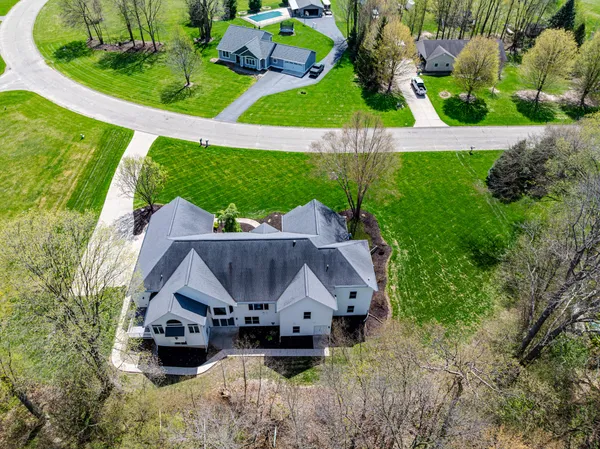 $699,900 | 5776 Creekridge Drive, Middleville, MI 49333