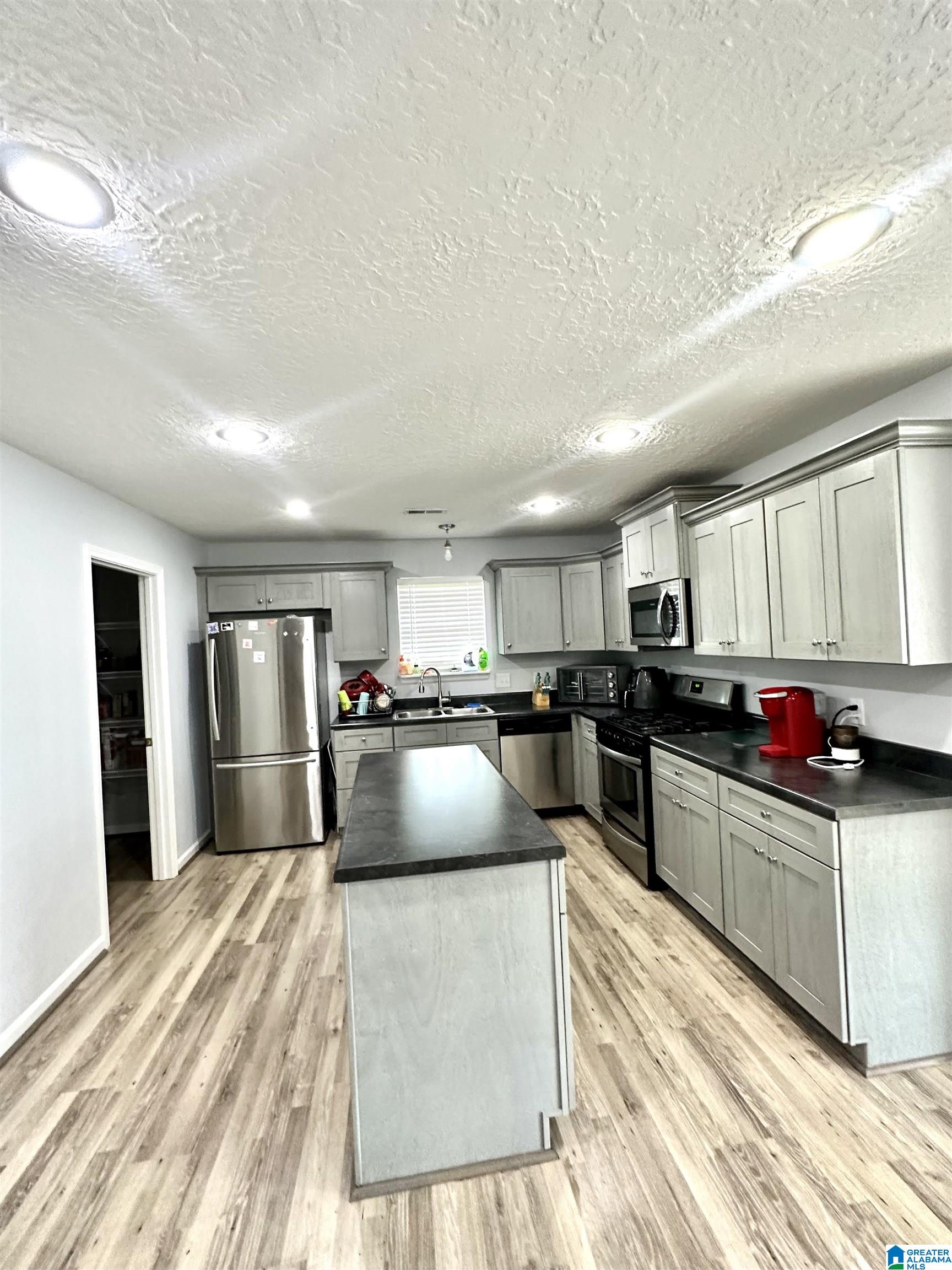 230 Bailey Road Weaver, AL 36277 - Photo 6 of 12