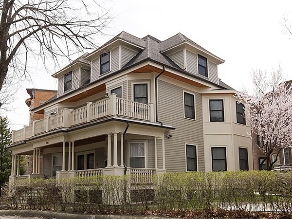 106 Naples Road, Unit 2 Brookline, MA 02446 - Photo 2 of 24 Gallery Image 2