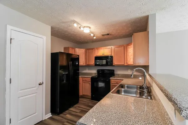 $1,650 | 945 Magnolia Gardens Walk, McDonough, GA 30253