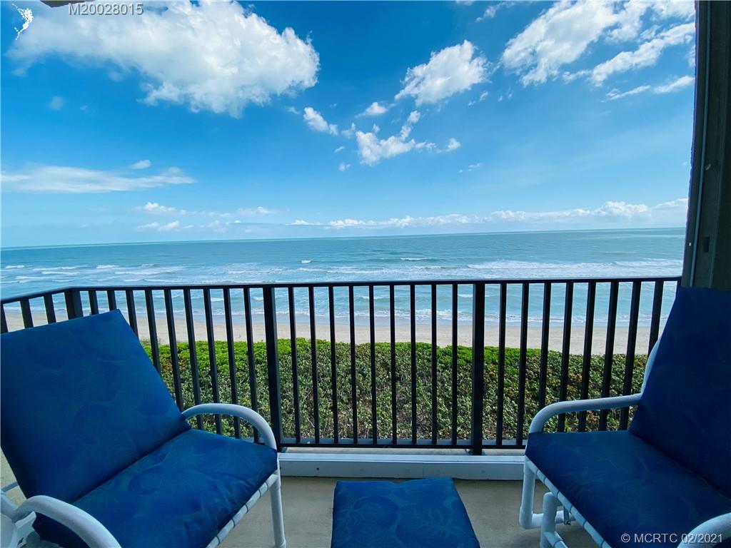7440 South Ocean Drive, Unit 524A Jensen Beach, FL 34957 - Photo 34 of 64 a balcony with furniture