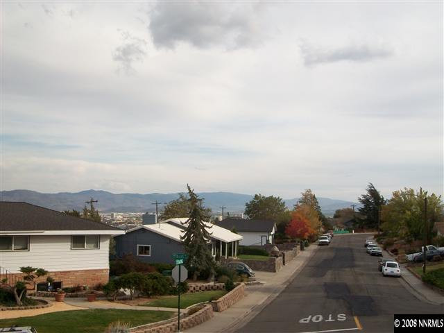395 Talus Way Reno, NV 89503 - Photo 3 of 4 Photo 3