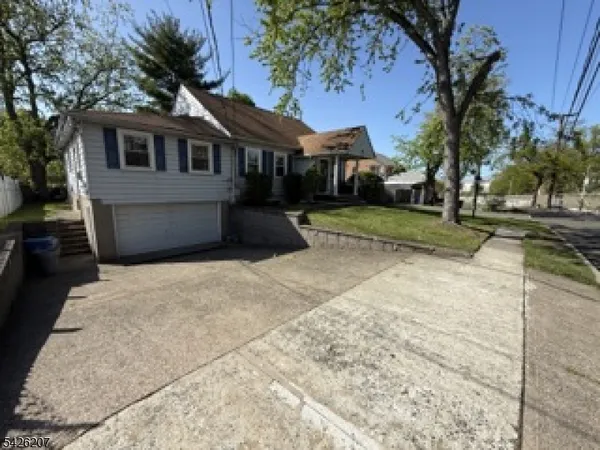 $4,950 | 95 Westview Avenue, Paramus, NJ 07652