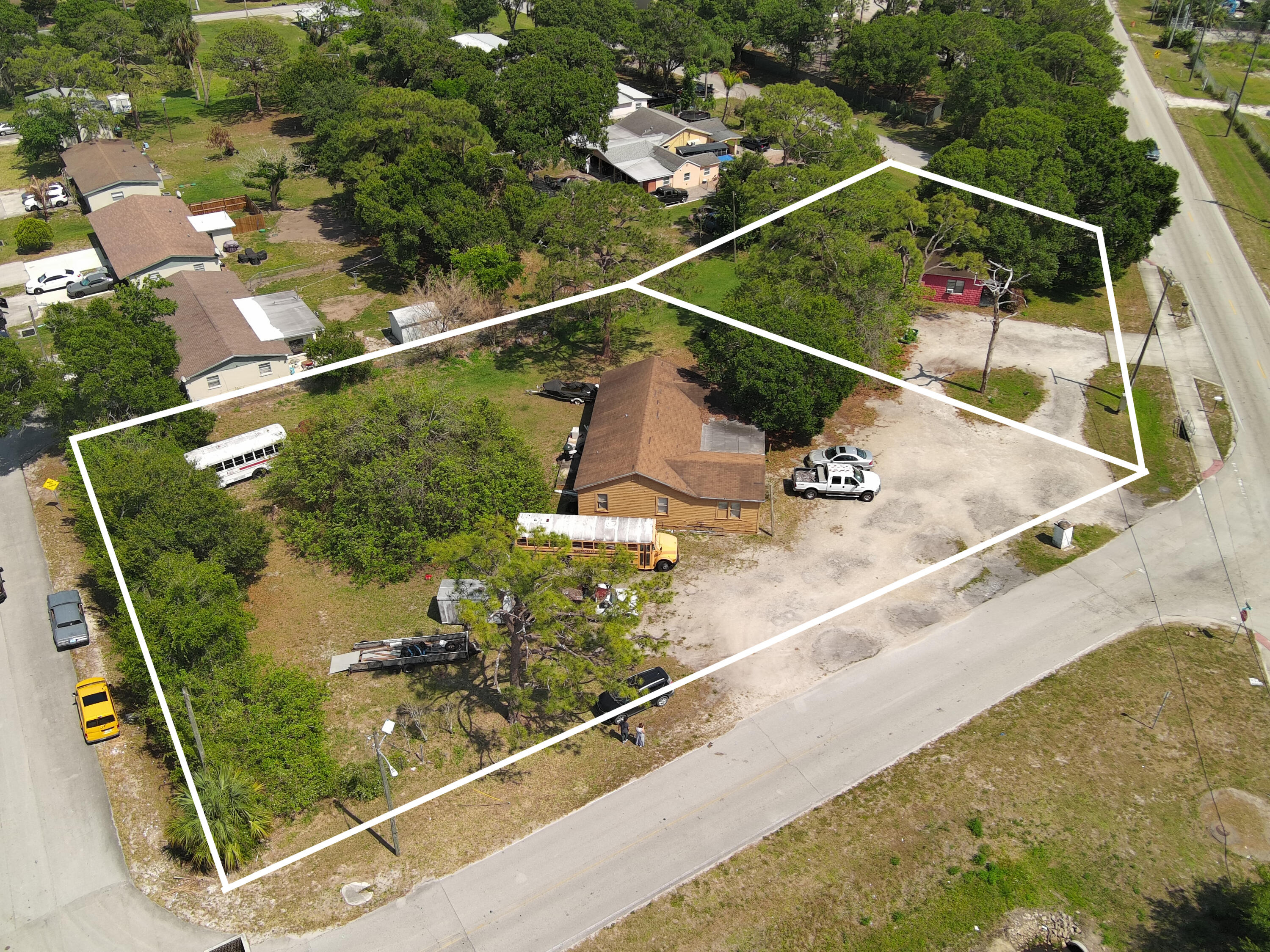 902 Angle Road Fort Pierce, FL 34947 - Photo 5 of 14 Image00001