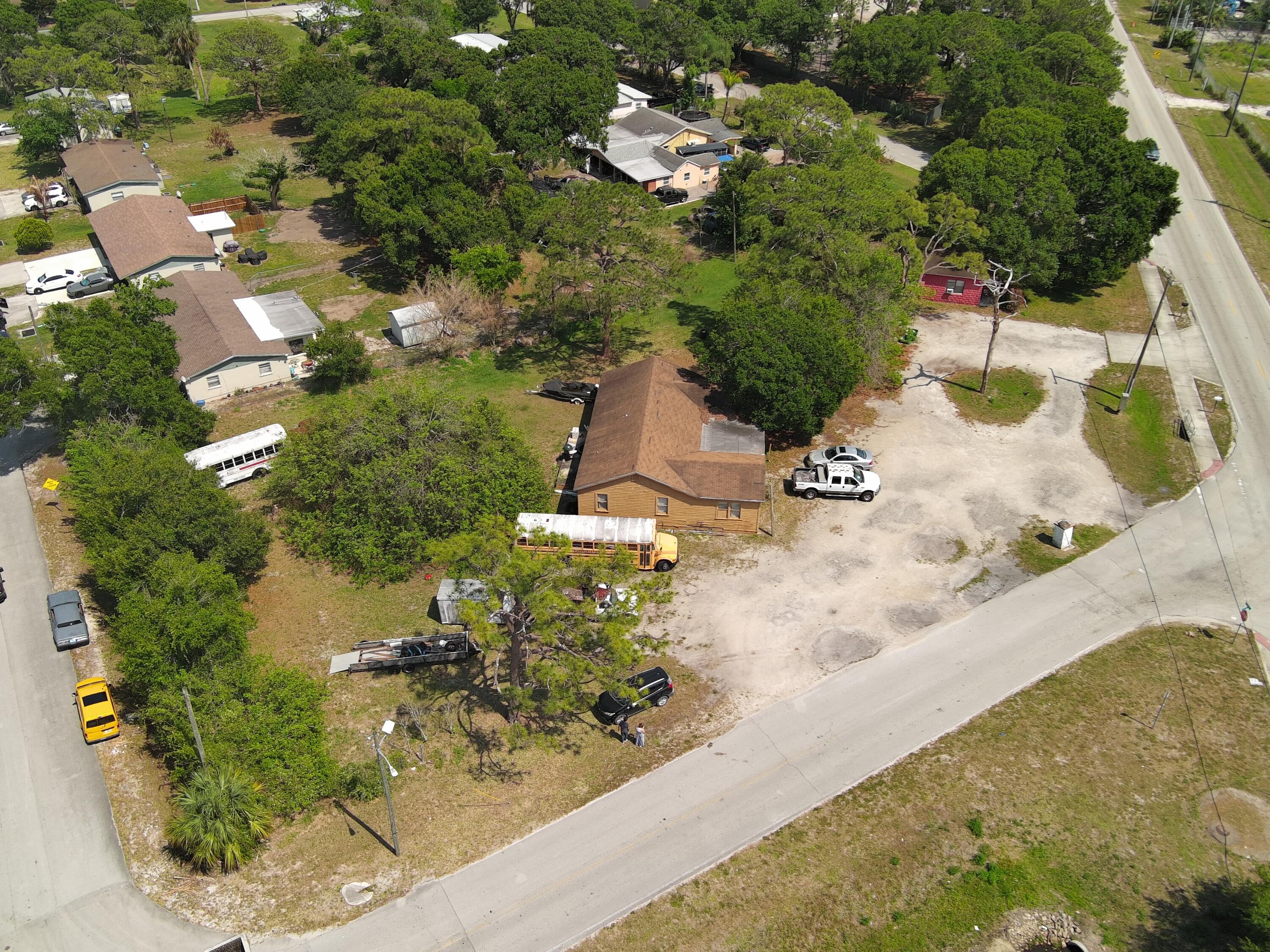 902 Angle Road Fort Pierce, FL 34947 - Photo 6 of 14 Image00002