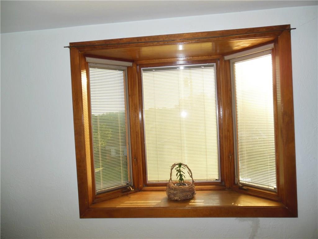 3759 Willett Road Baldwin, PA 15227 - Photo 4 of 25 Bay Pella Window Lets in Plenty of Light