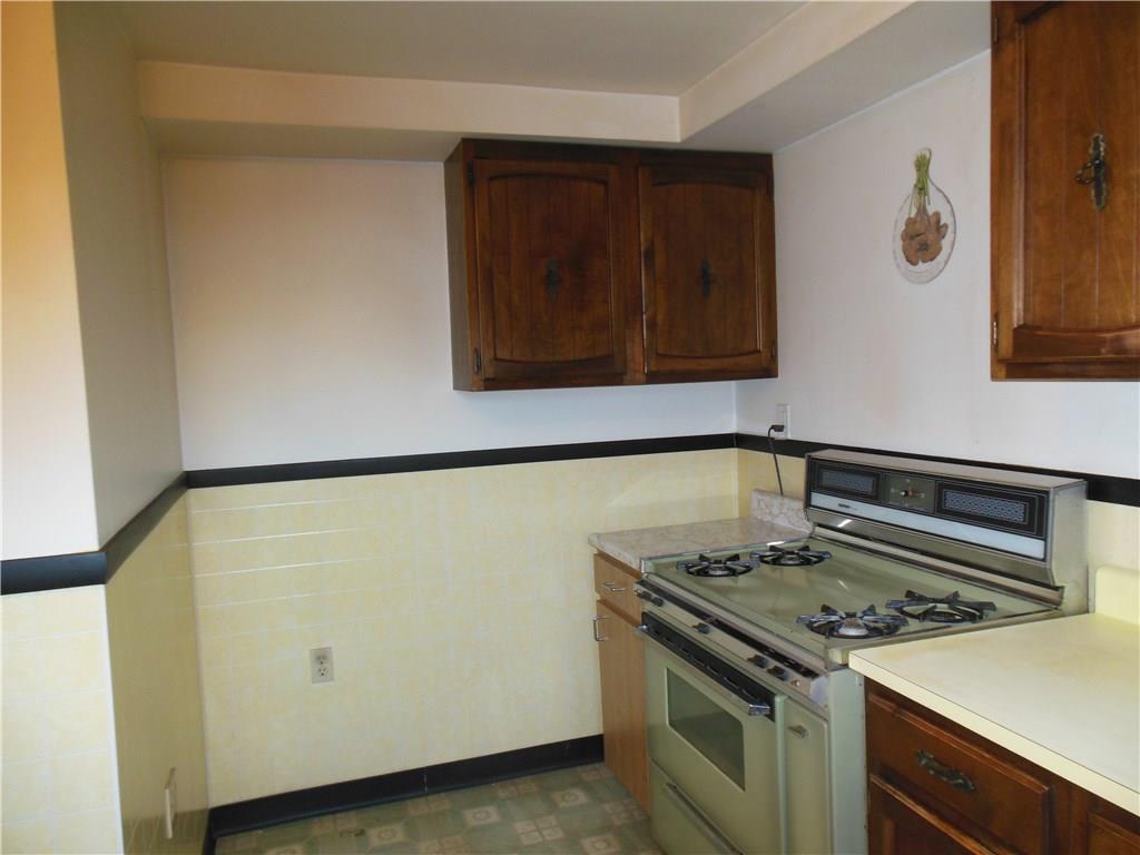 3759 Willett Road Baldwin, PA 15227 - Photo 6 of 25 Kitchen is Very Large