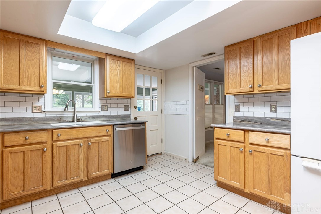 100 East Rahn Road Kettering, OH 45429 - Photo 5 of 50