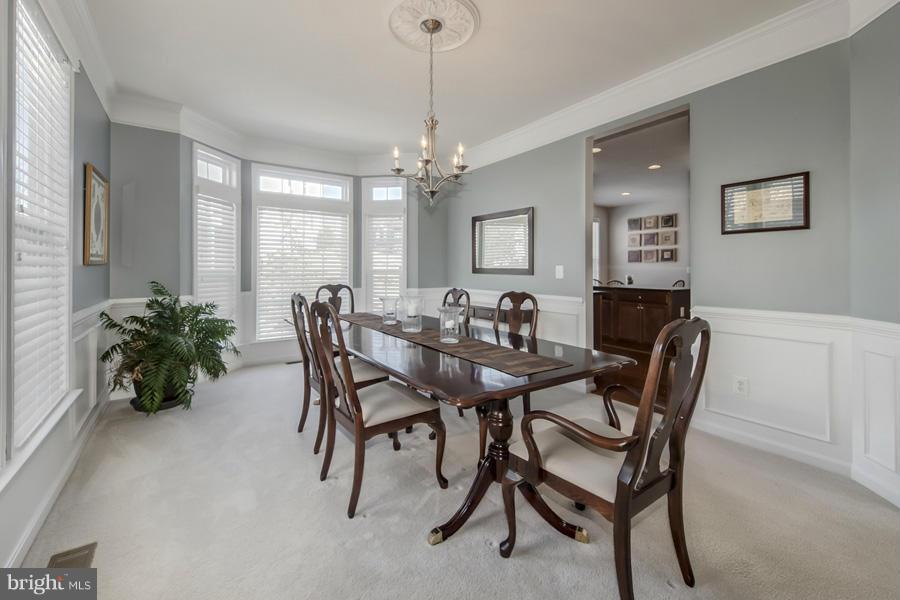 9306 Castle Hill Road Springfield, VA 22153 - Photo 6 of 30 Dining Room