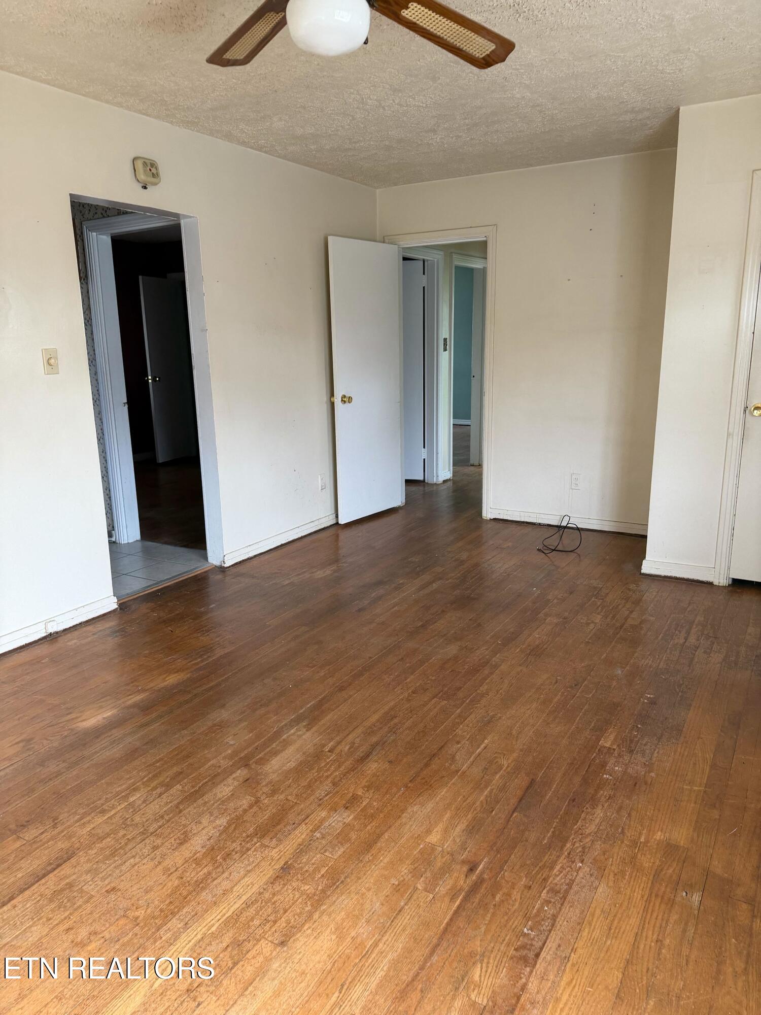 3016 Shelbourne Road Knoxville, TN 37917 - Photo 13 of 13 IMG_0283