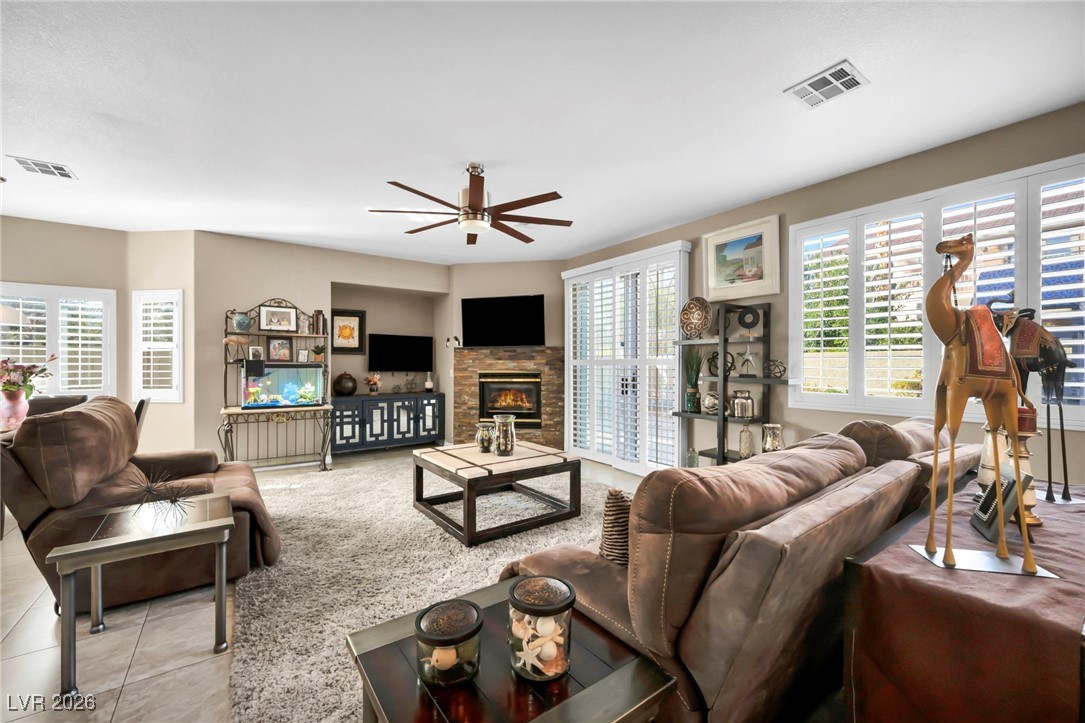 9592 Gainey Ranch Avenue Las Vegas, NV 89147 - Photo 6 of 82