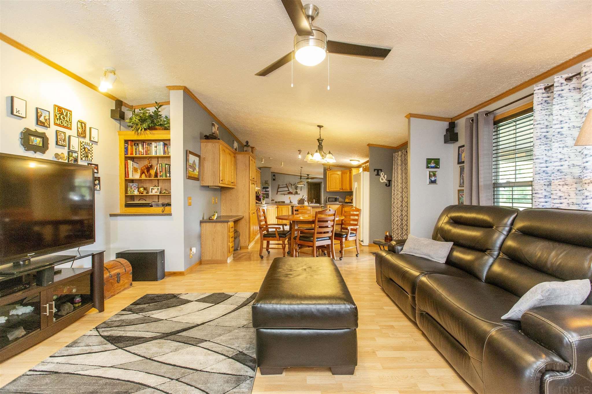 23332 State Line Road Elkhart, IN 46514 - Photo 15 of 28 Gallery Image 15