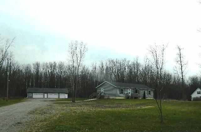 4778 East Copas Road Corunna, MI 48817 - Photo 1 of 7 31133292.JPG