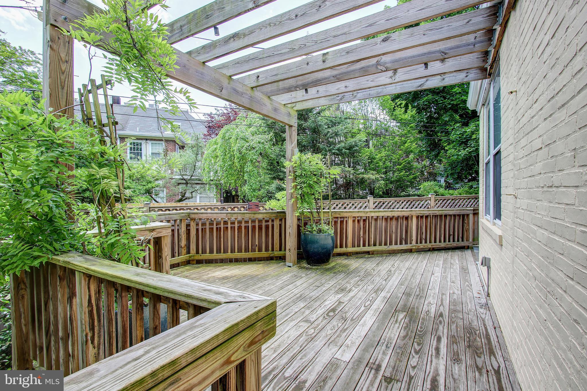 3232 Klingle Road Northwest Washington, DC 20008 - Photo 35 of 41 South Deck