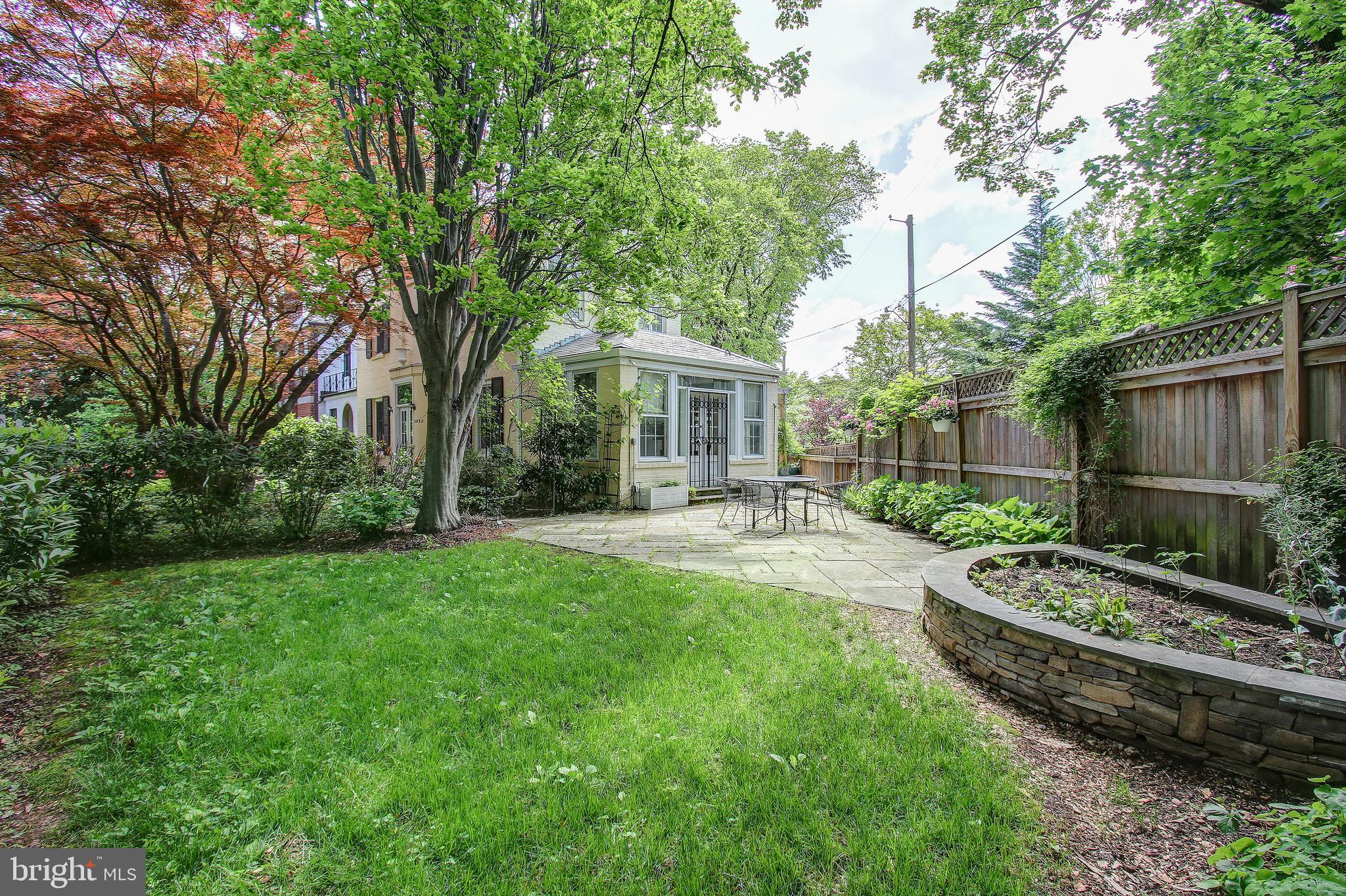3232 Klingle Road Northwest Washington, DC 20008 - Photo 40 of 41 Side Yard
