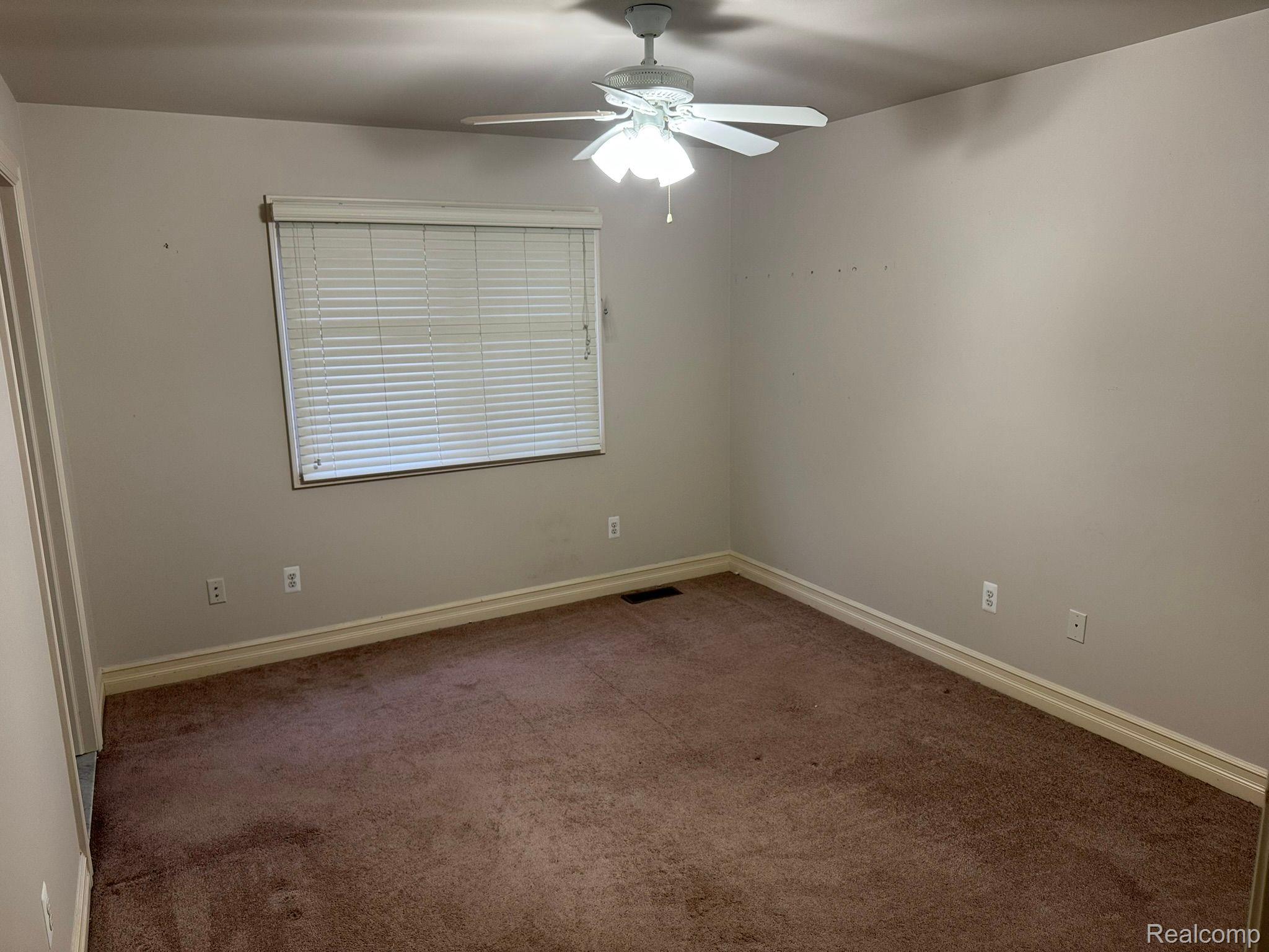 444 Kennebunk Drive Rochester, MI 48306 - Photo 15 of 25 Gallery Image 15