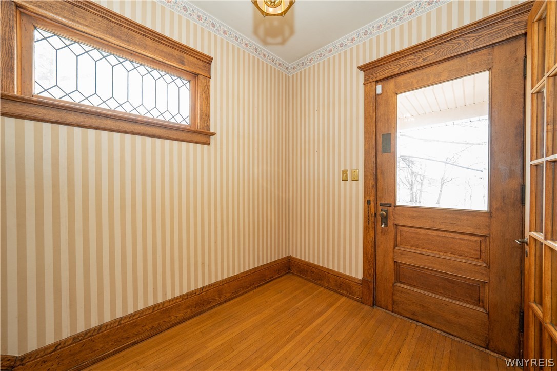 13522 N Road Alden, NY 14004 - Photo 6 of 50