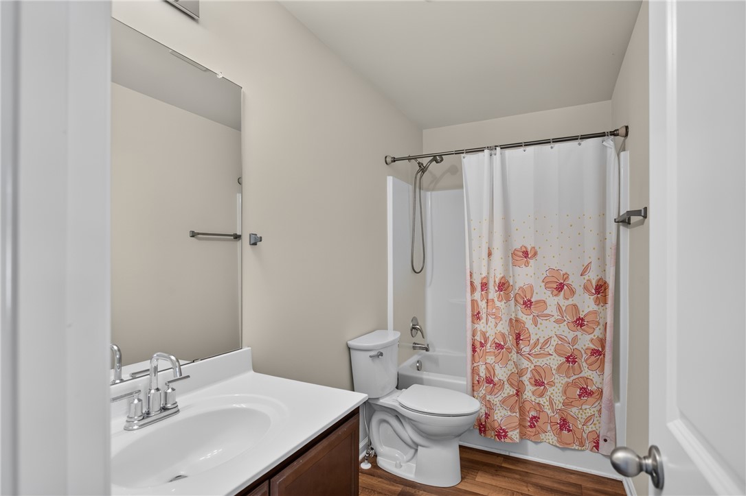 1081 Edenbrooke Circle Anderson, SC 29621 - Photo 31 of 46 A well-appointed bathroom featuring a clean vanity and a full shower-tub combination.
