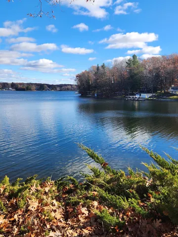 $460,000 | 10980 North Marywood Drive, Stanwood, MI 49346