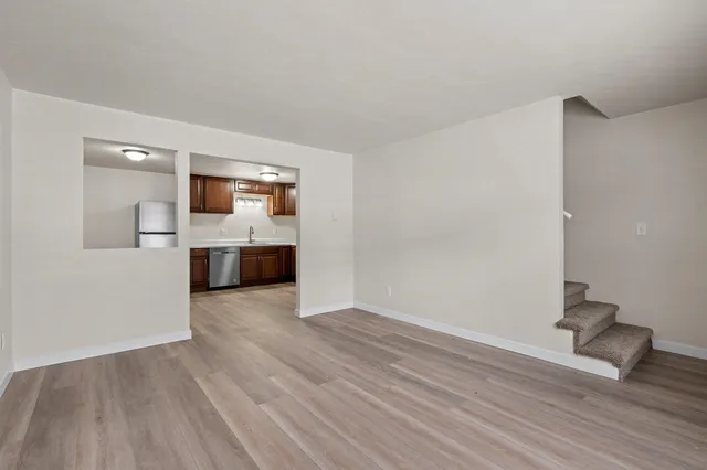 $164,900 | 2130 Elm View Drive, Unit G, Ashwaubenon, WI 54304