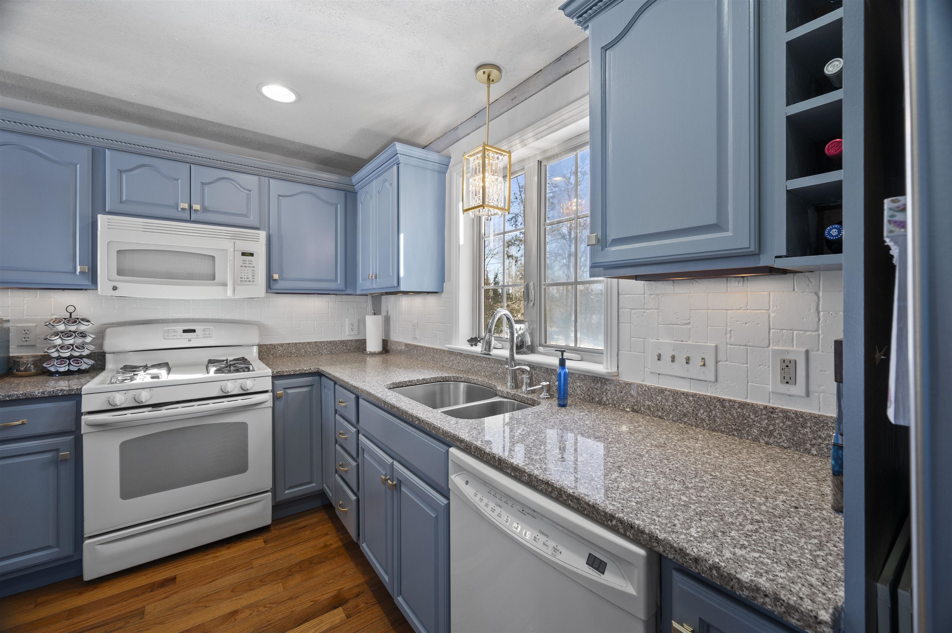 15 High Street, Unit 2 Exeter, NH 03833 - Photo 10 of 39