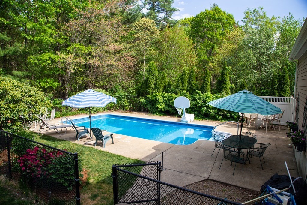 28 Forest Edge Road Easton, MA 02375 - Photo 10 of 28 Gallery Image 10
