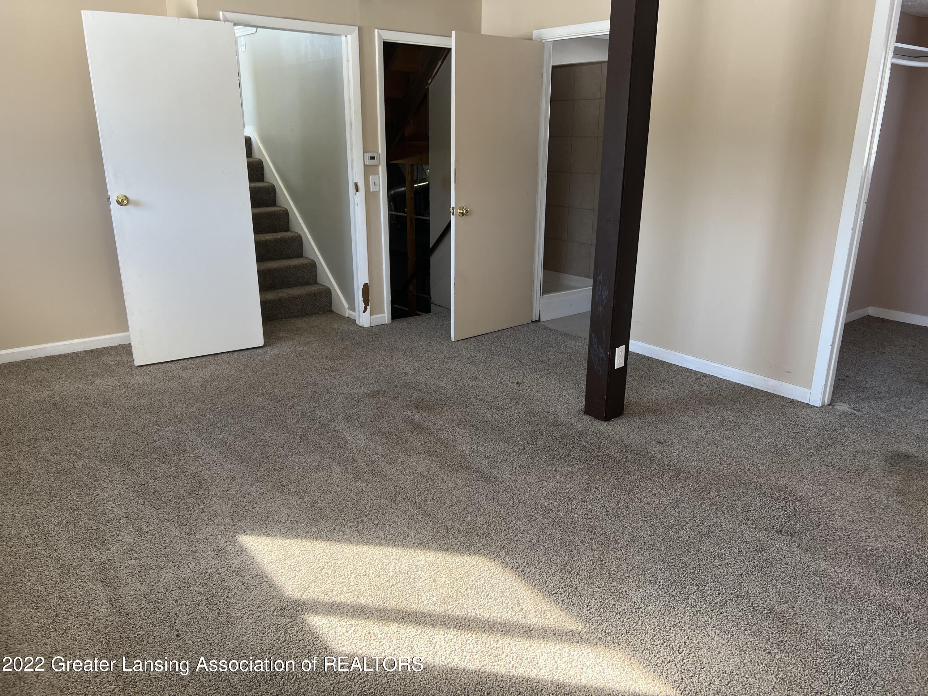 1301 South Michigan Road Eaton Rapids, MI 48827 - Photo 15 of 20 Basement Living