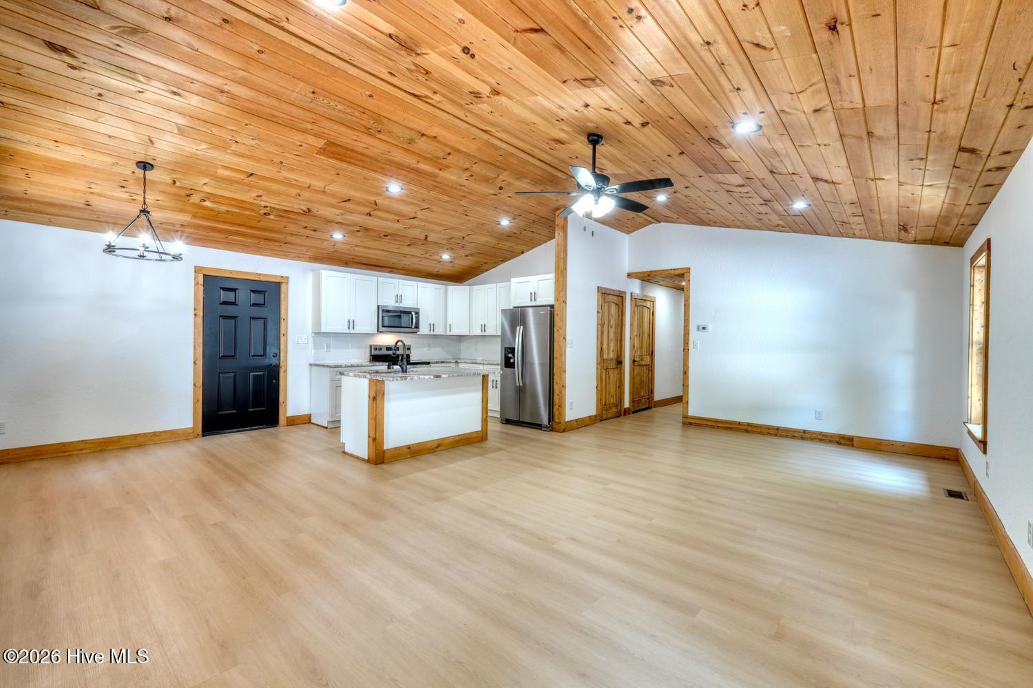 226 Choctaw Rdg Trail Murphy, NC 28906 - Photo 8 of 48 Gallery Image 8