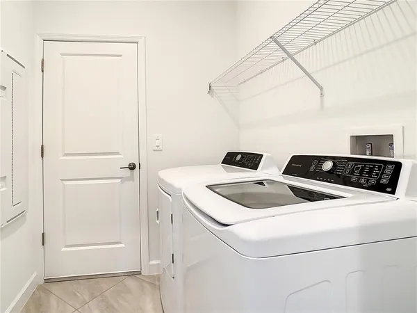 $2,750 | 15925 Clear Skies Place, Bradenton, FL 34211