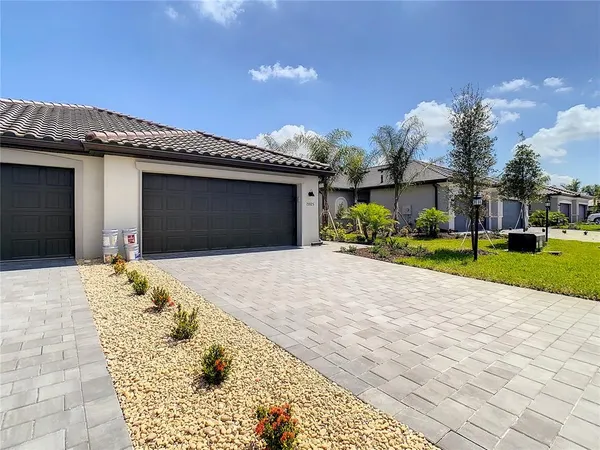 $2,750 | 15925 Clear Skies Place, Bradenton, FL 34211