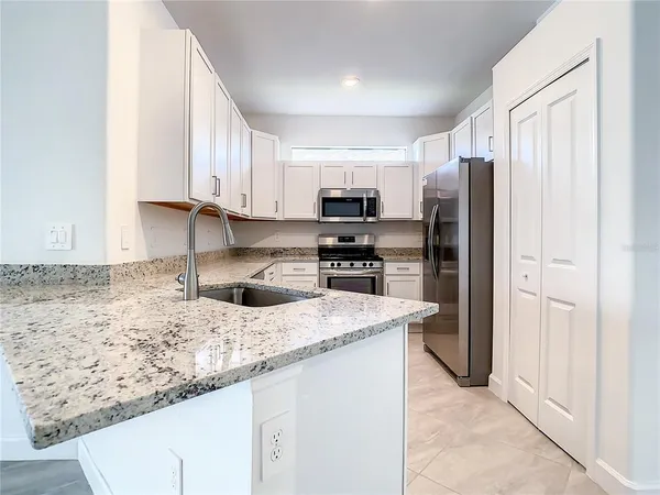 $2,750 | 15925 Clear Skies Place, Bradenton, FL 34211