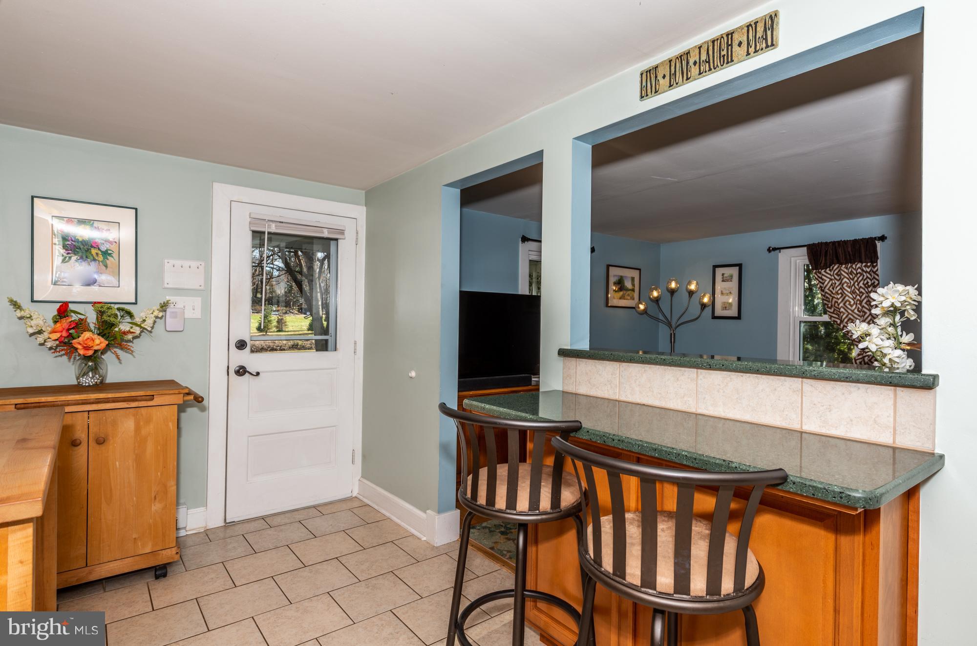 425 Mountain View Road Reading, PA 19607 - Photo 14 of 26 Kitchen Counter