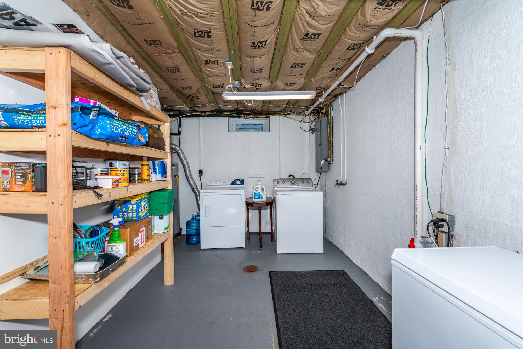 425 Mountain View Road Reading, PA 19607 - Photo 26 of 26 Laundry Room