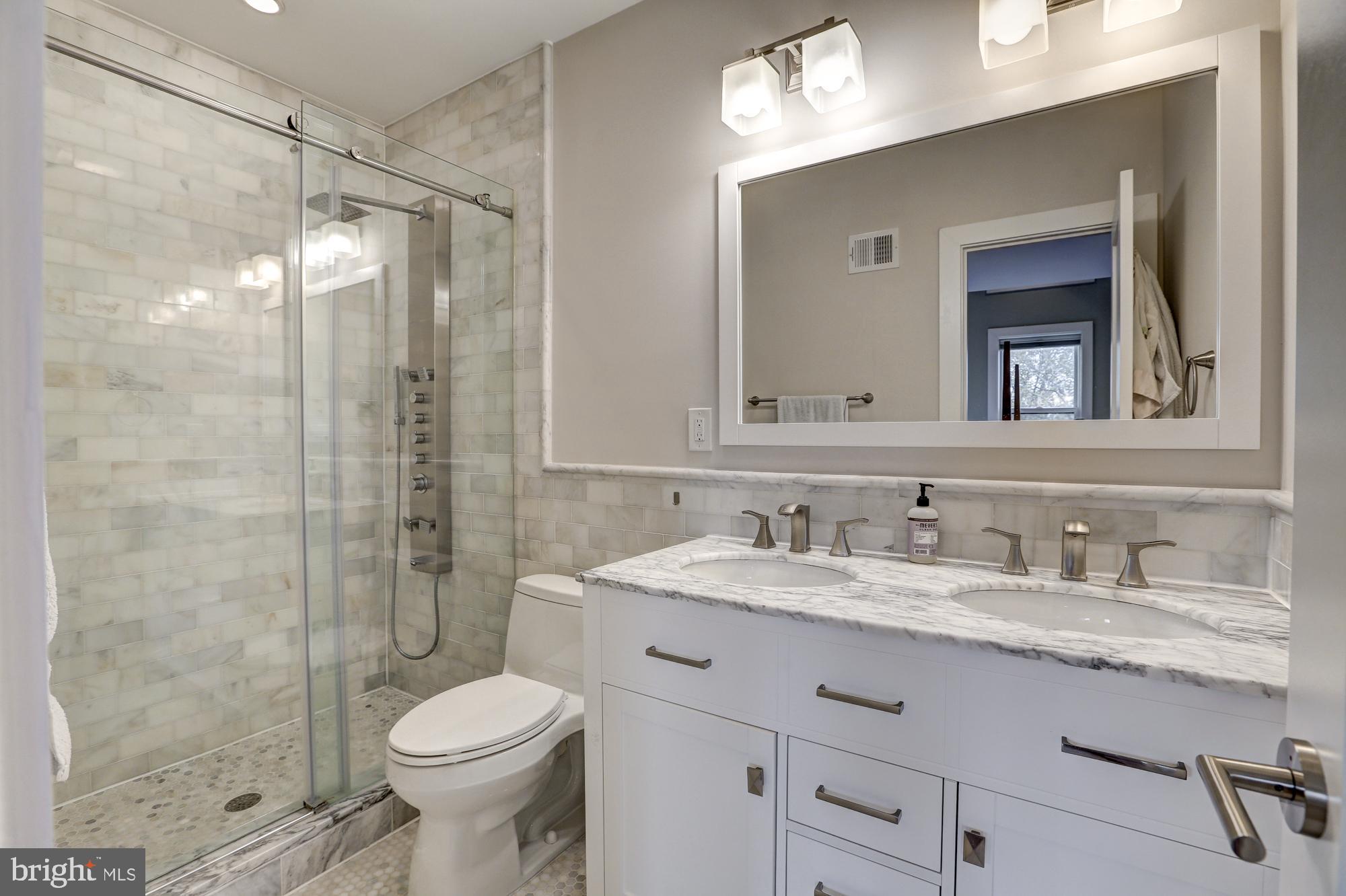 1319 Spring Road Northwest Washington, DC 20010 - Photo 17 of 38