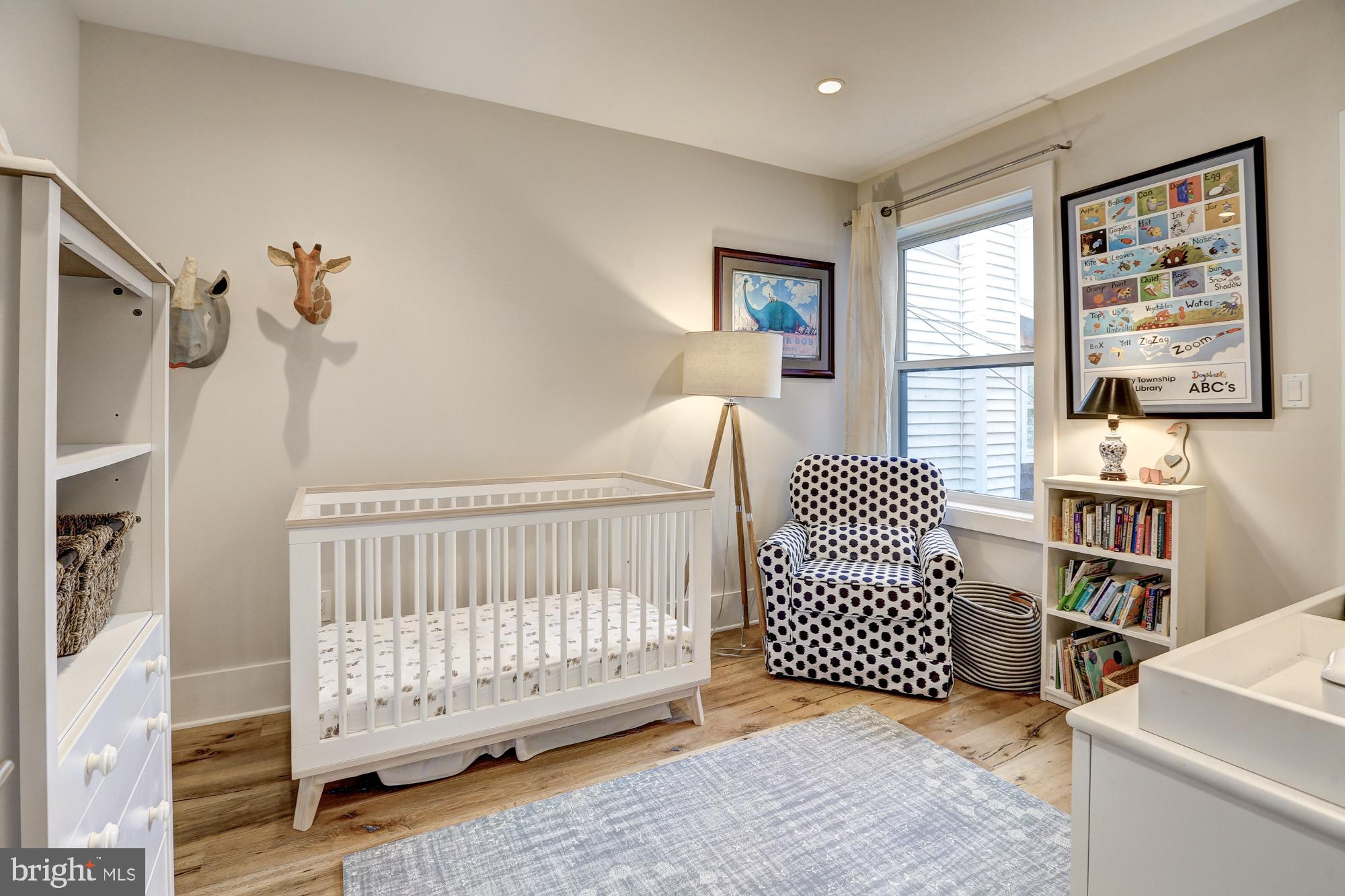 1319 Spring Road Northwest Washington, DC 20010 - Photo 18 of 38