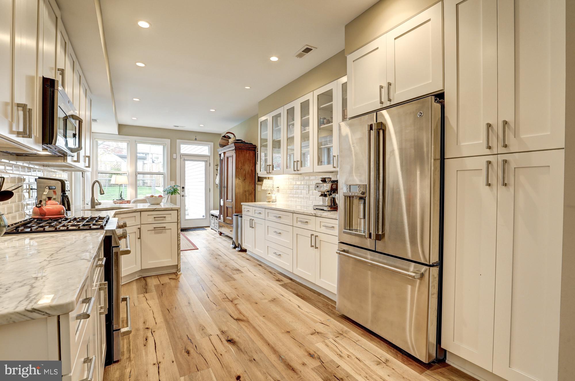 1319 Spring Road Northwest Washington, DC 20010 - Photo 10 of 38