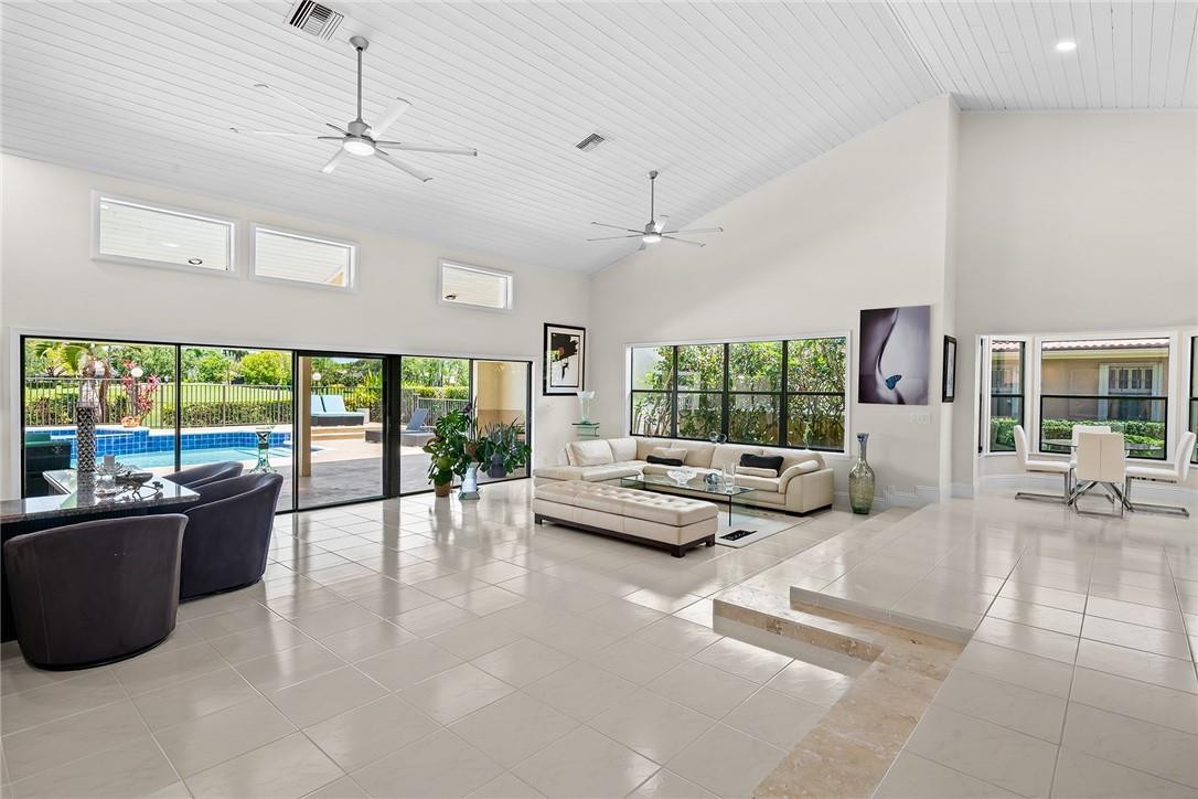 21842 Old Bridge Trail Boca Raton, FL 33428 - Photo 9 of 42 Living Area