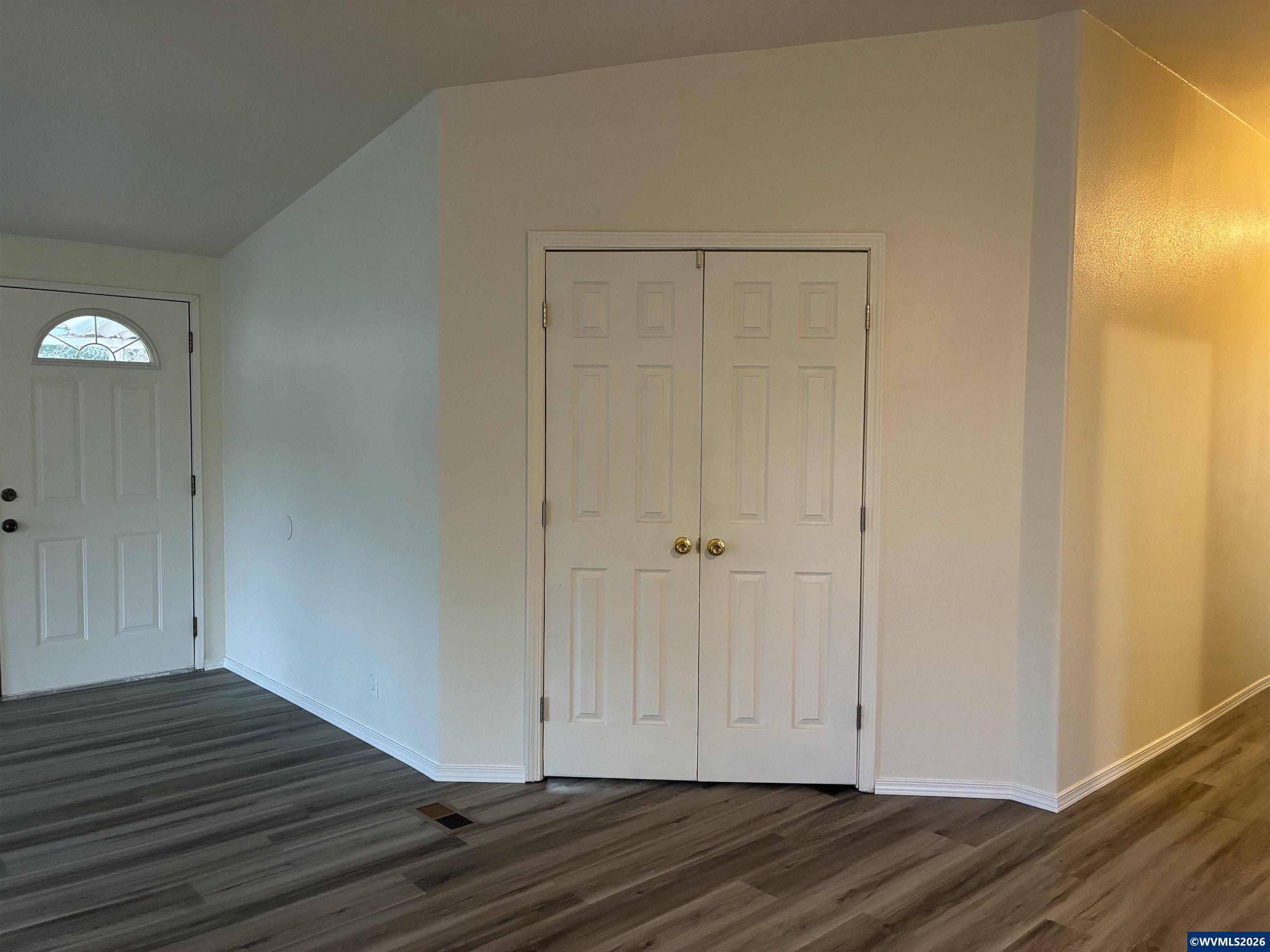 2000 Robins Lane Southeast, Unit 7 Salem, OR 97306 - Photo 12 of 39 a view of wooden floor