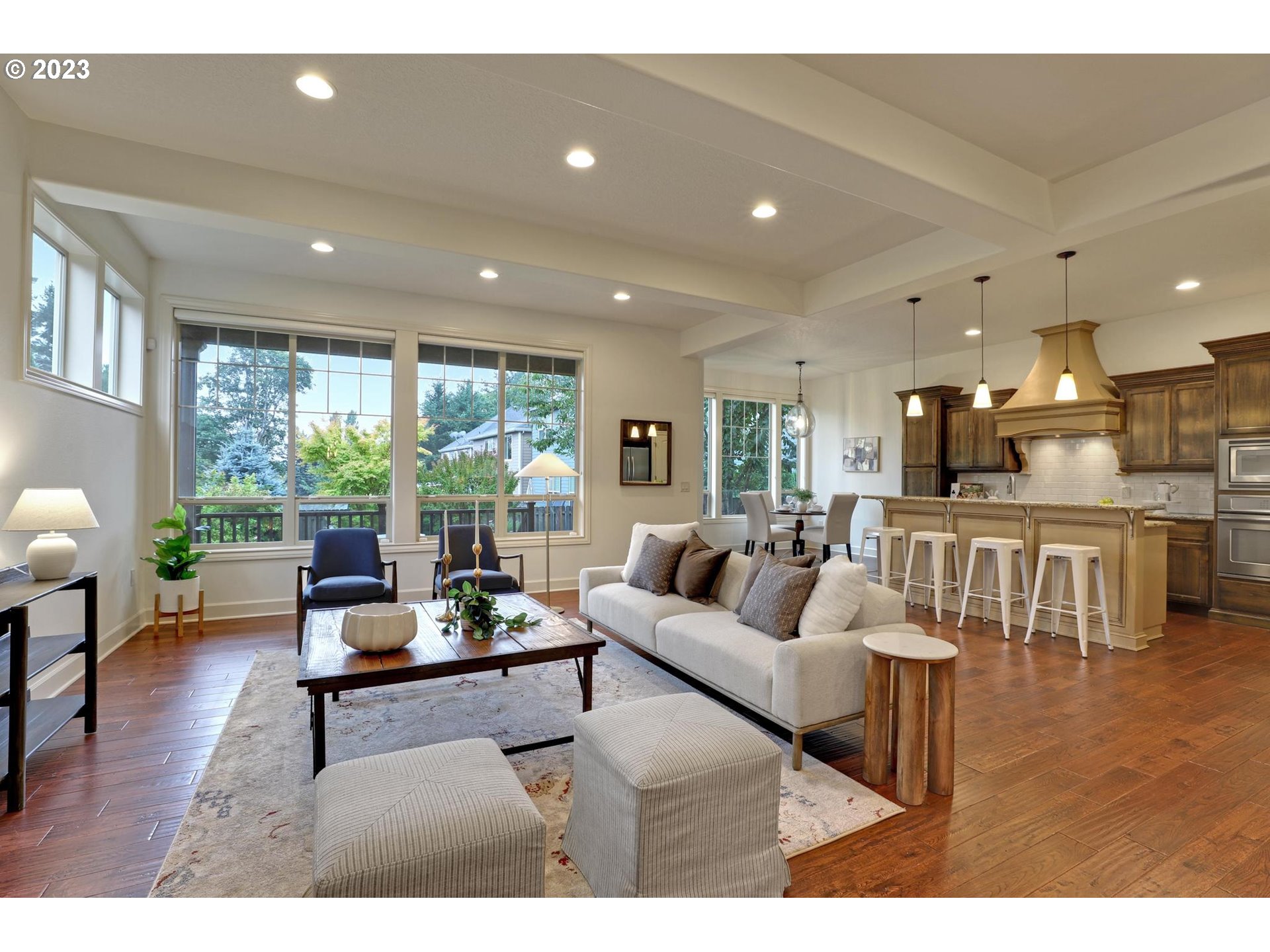 10816 Northwest Ridge Road Portland, OR 97229 - Photo 14 of 36 Gallery Image 14