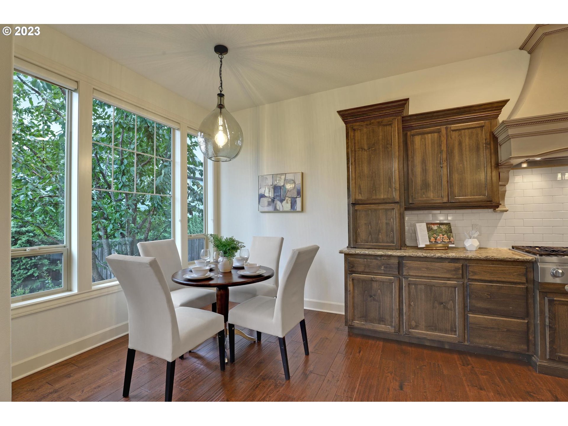 10816 Northwest Ridge Road Portland, OR 97229 - Photo 18 of 36 Gallery Image 18
