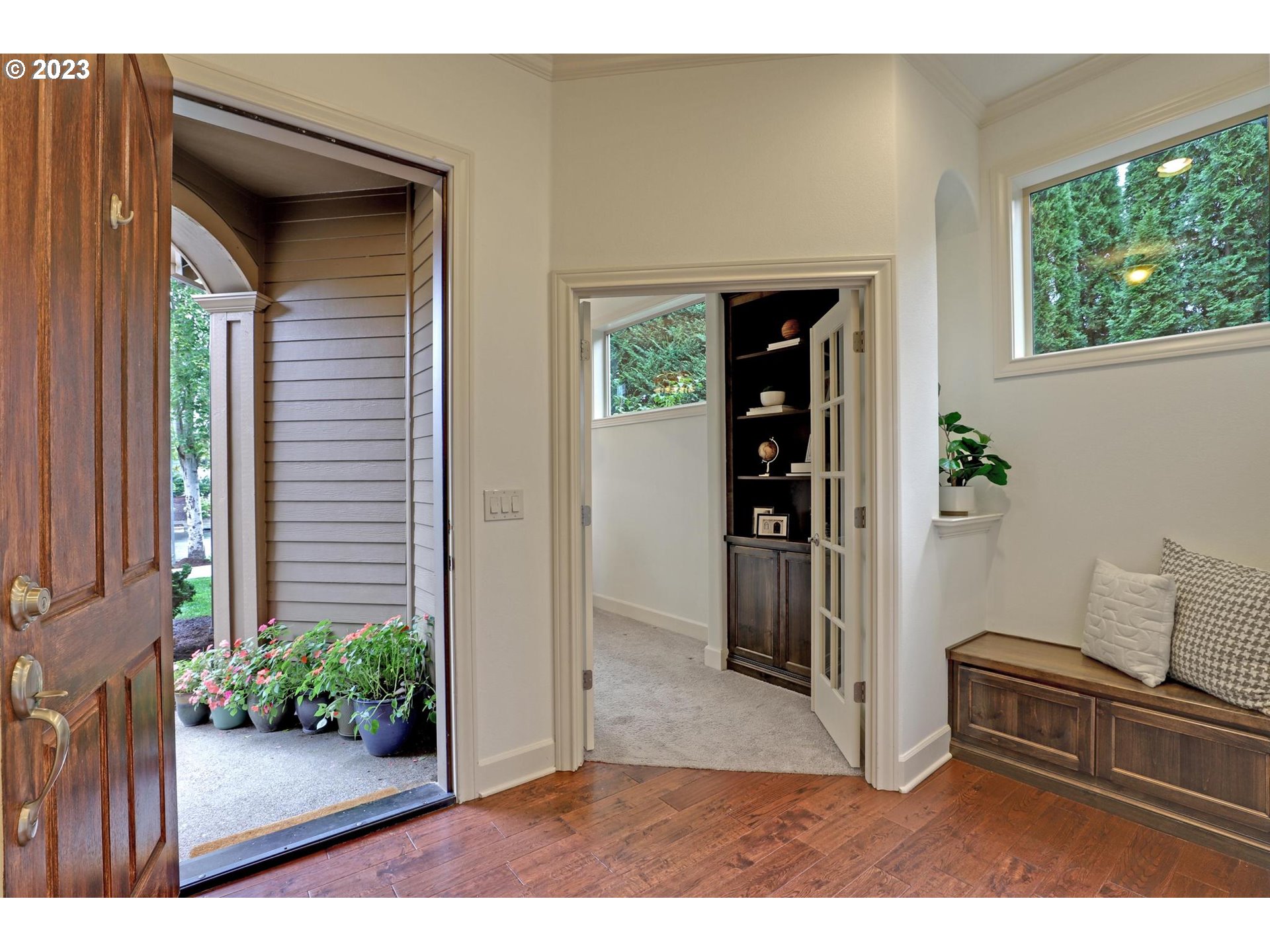10816 Northwest Ridge Road Portland, OR 97229 - Photo 2 of 36 Den/Office