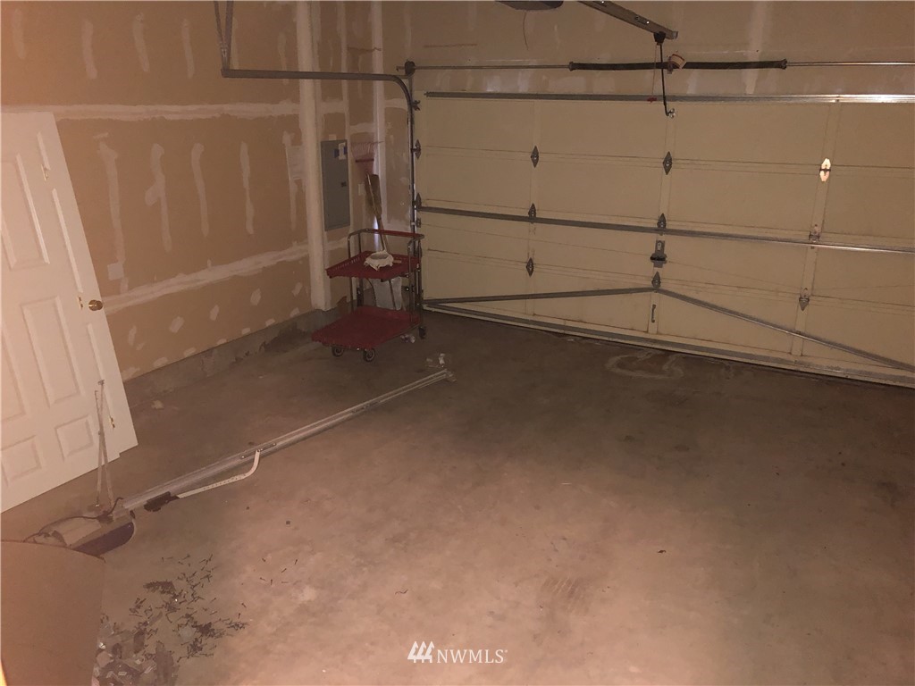 233 Whitman Place Northeast Renton, WA 98059 - Photo 22 of 24