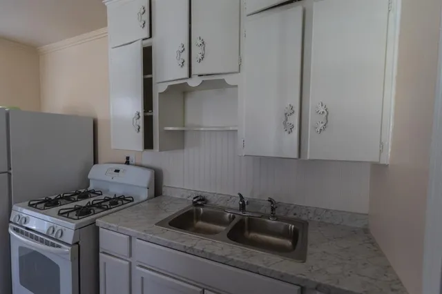 $1,000 | 3118 North 26th Street, Waco, TX 76708